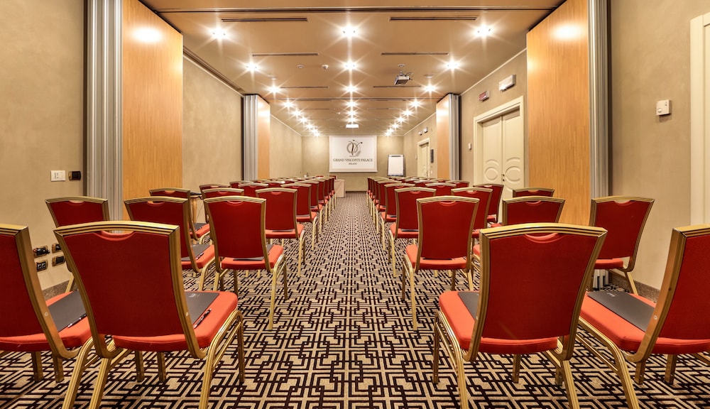 Grand Visconti Palace Hotel 66/75