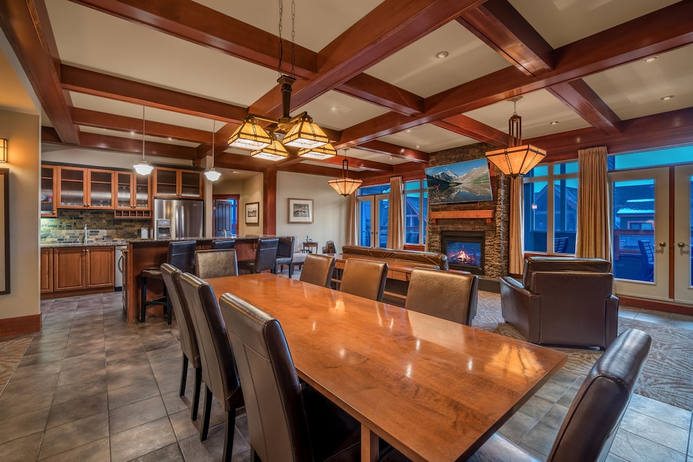 Blackstone Mountain Lodge 53/64