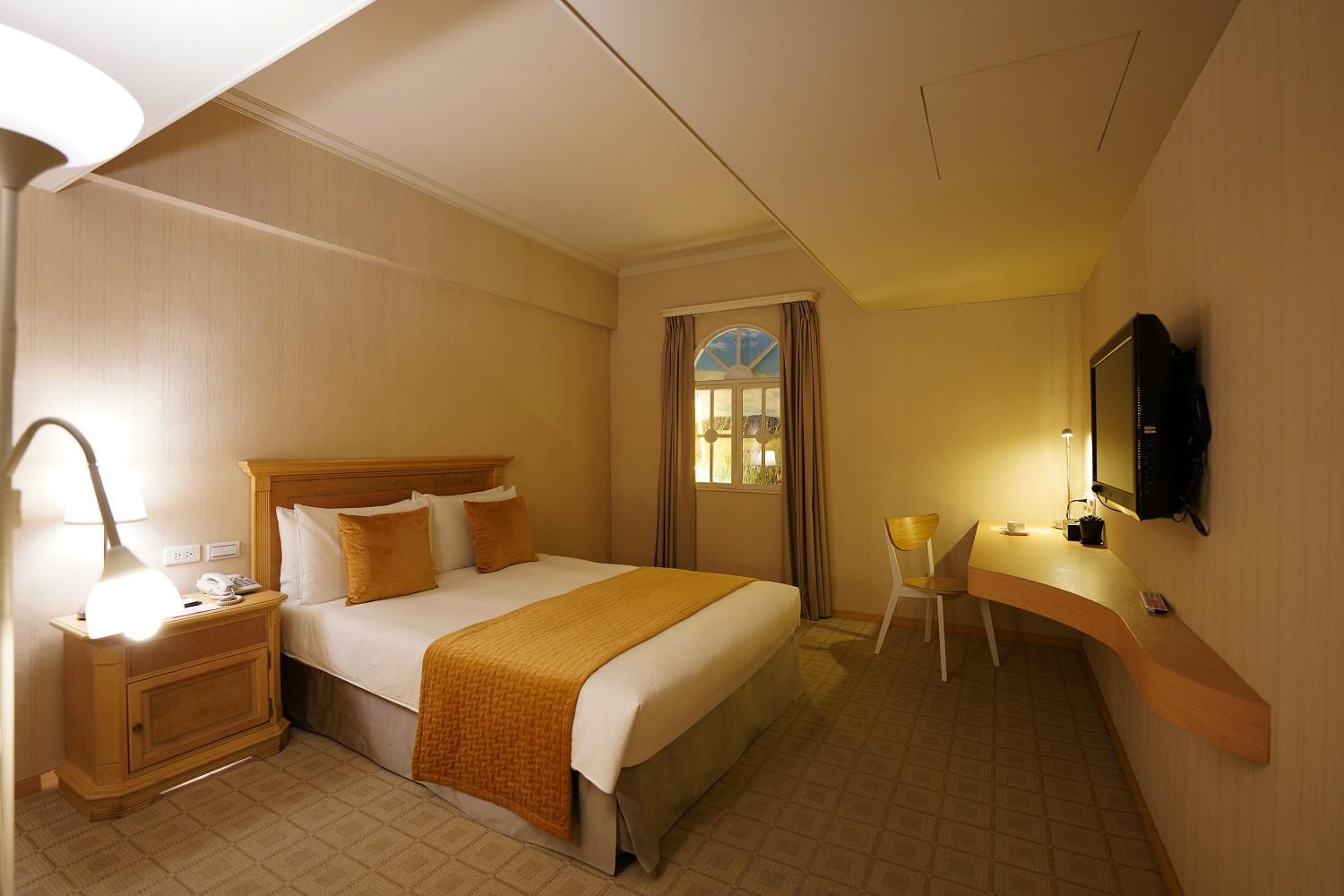 Superior, Double Bed, No Window