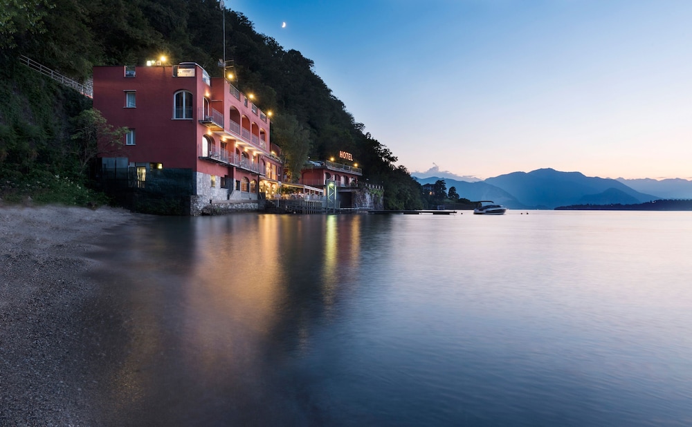 Il Porticciolo 44/50