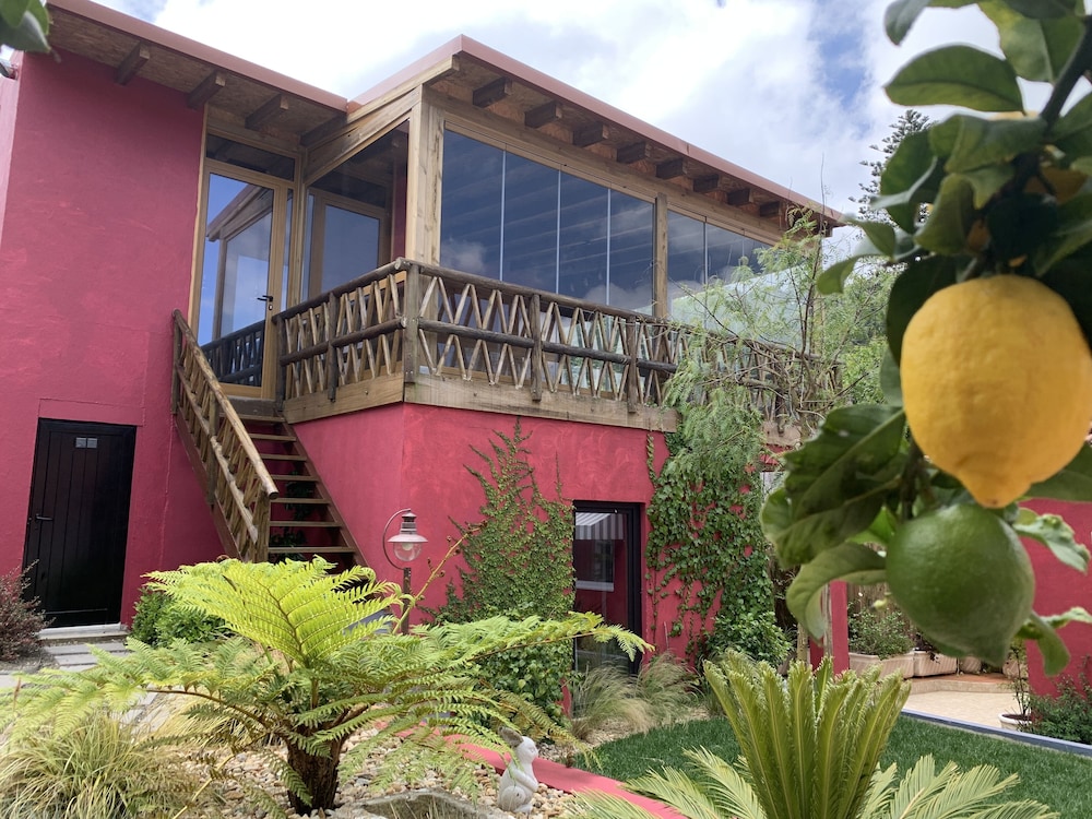 Storytellers Villas 3/50