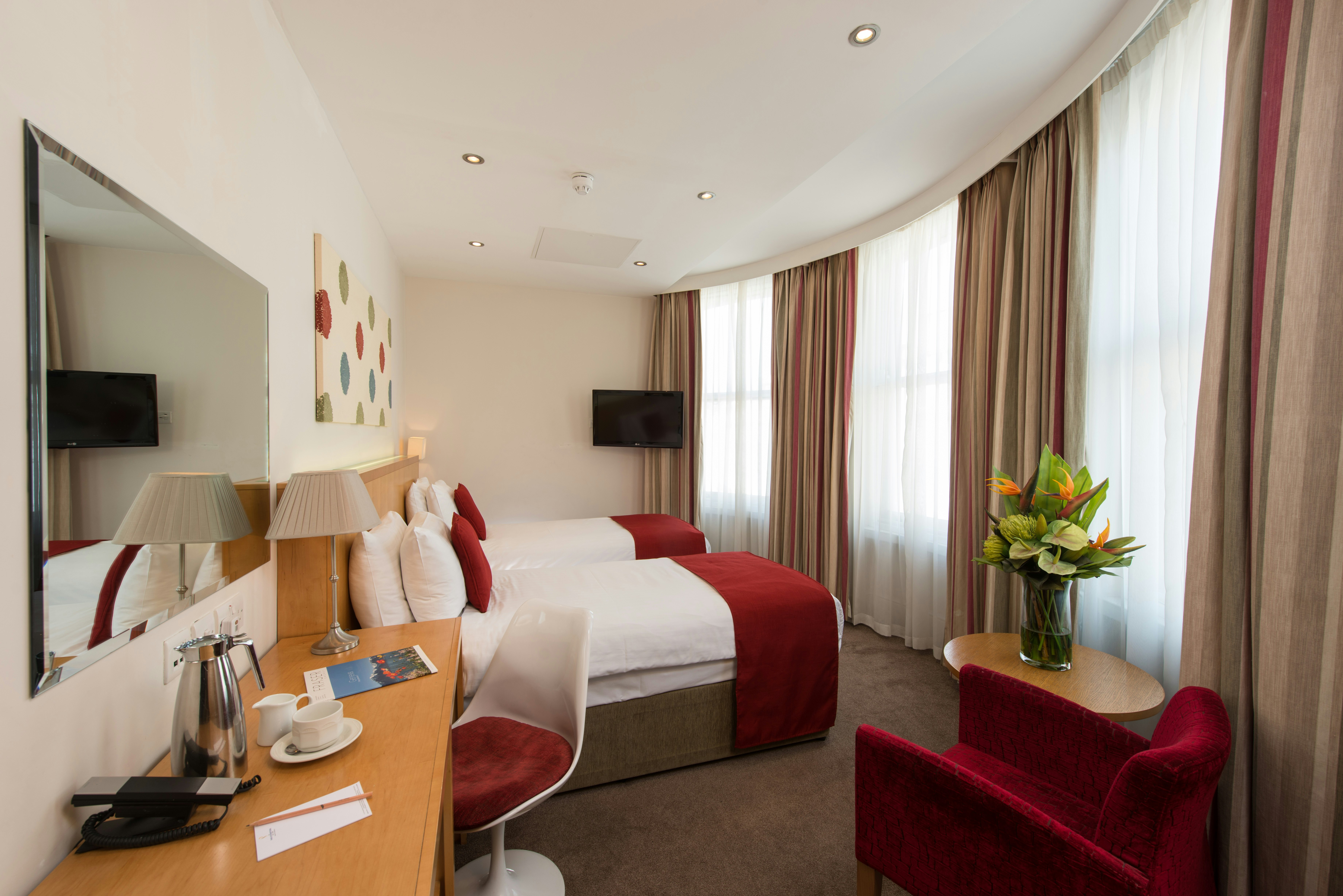 PARK INTERNATIONAL HOTEL 20/71