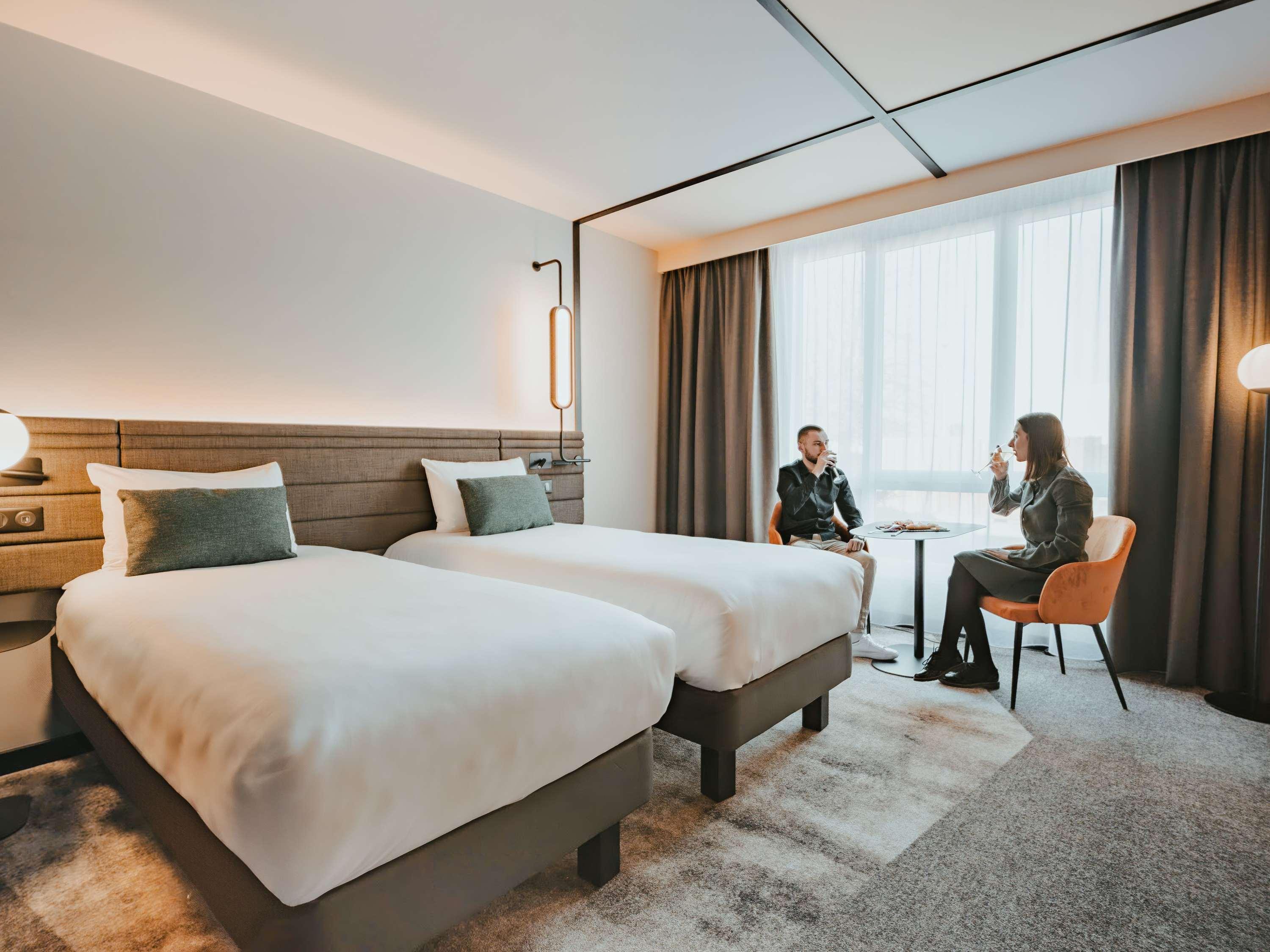 غرفة كلاسيكية بسريرين منفصلين، NOVOTEL LENS NOYELLES 2/6