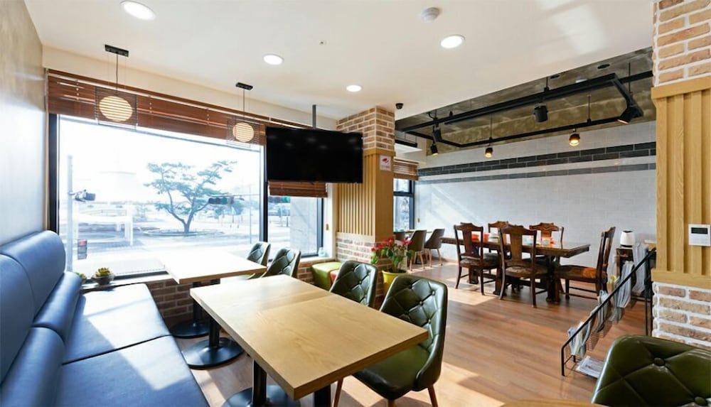 Paulownia Hostel & Guest House 36/50