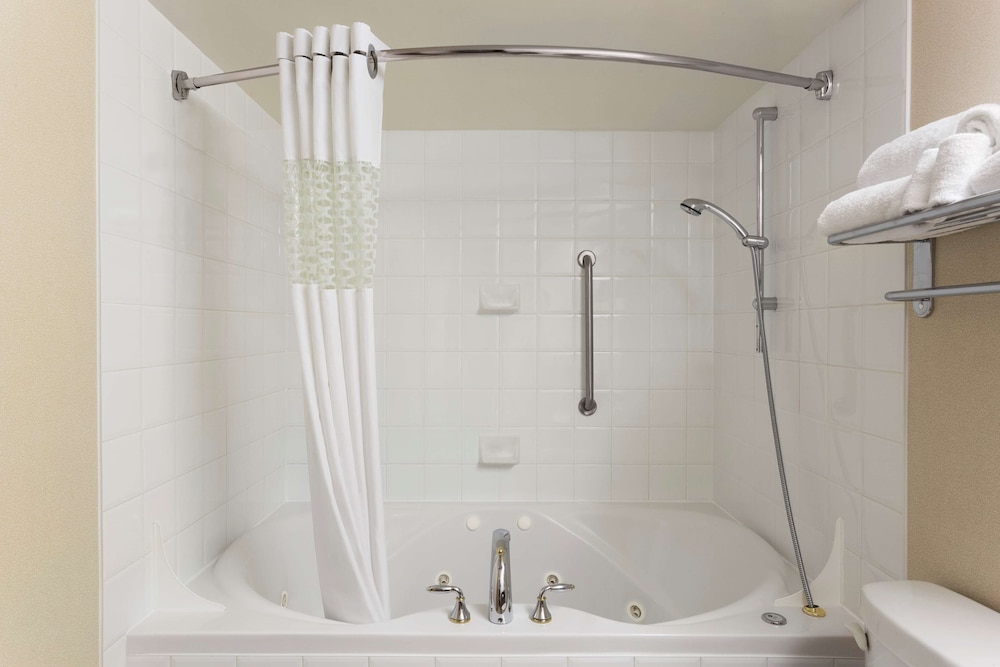 Hampton Inn & Suites by Hilton Vancouver-Downtown 18/60