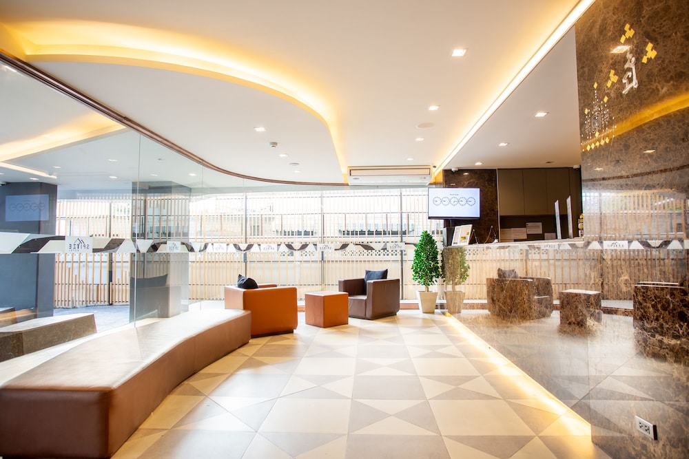 Spittze Hotel Pratunam 10/50