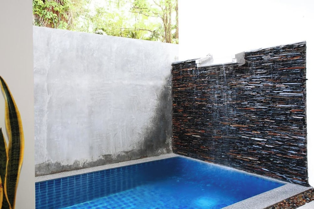 One World One Home Naiharn Hotel by ZUZU 27/50