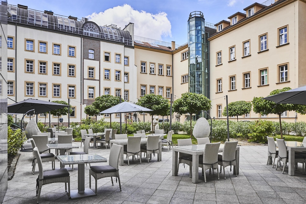 Radisson Blu Hotel Wroclaw 67/75