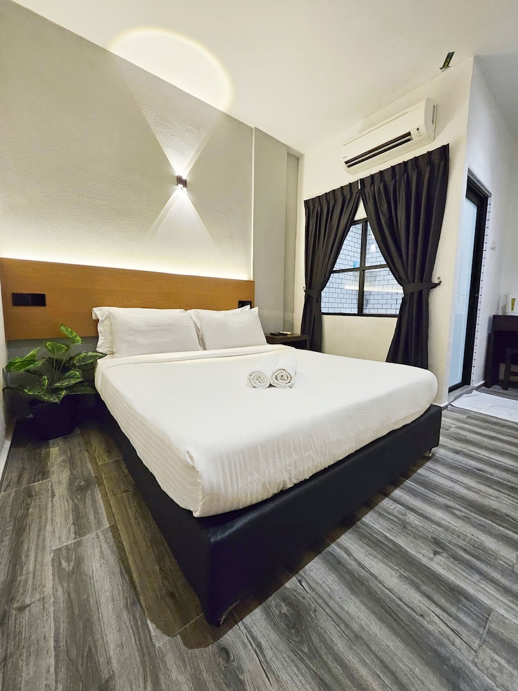 Georgetown Inn by Sky Hive 25/50