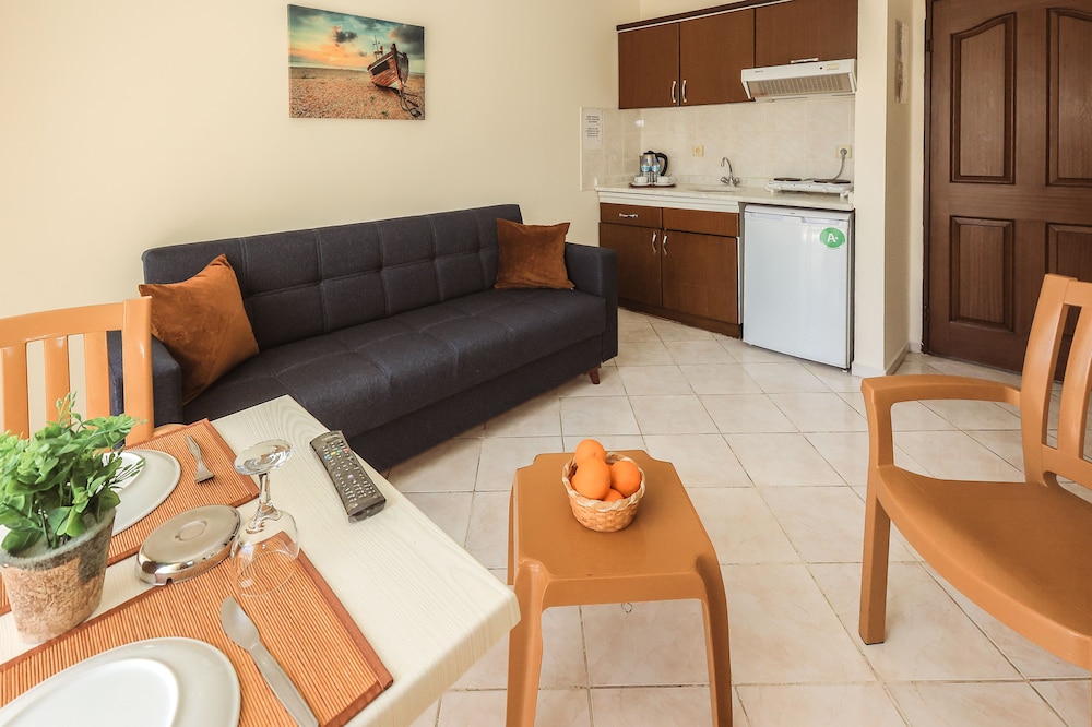 Liman Apartment 44/59