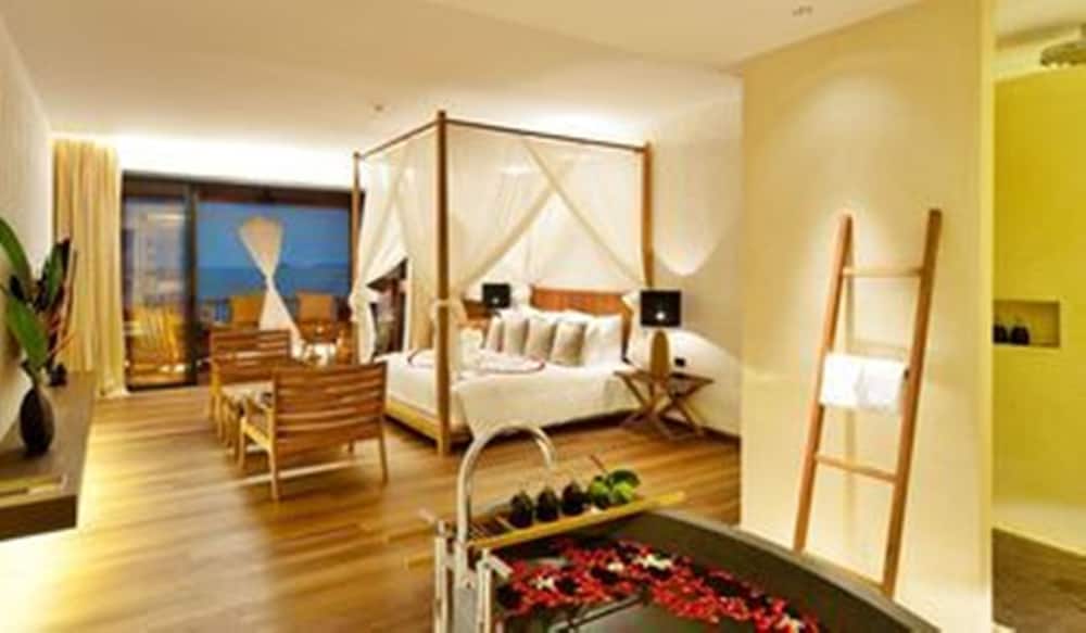 Hansar Samui Resort And Spa 34/38