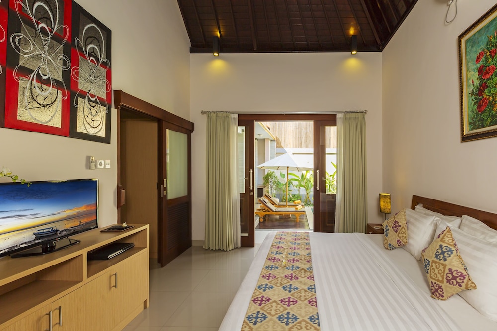 1 BEDROOM, VILLA, PRIVATE POOL