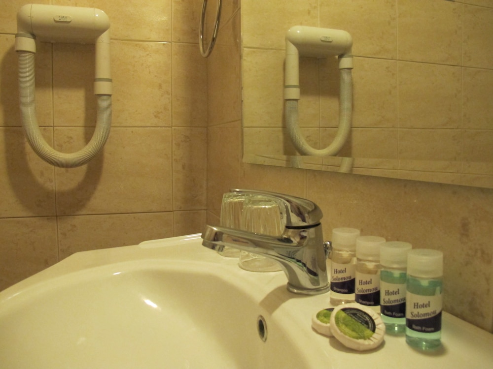 Hotel Solomou Athens 48/50
