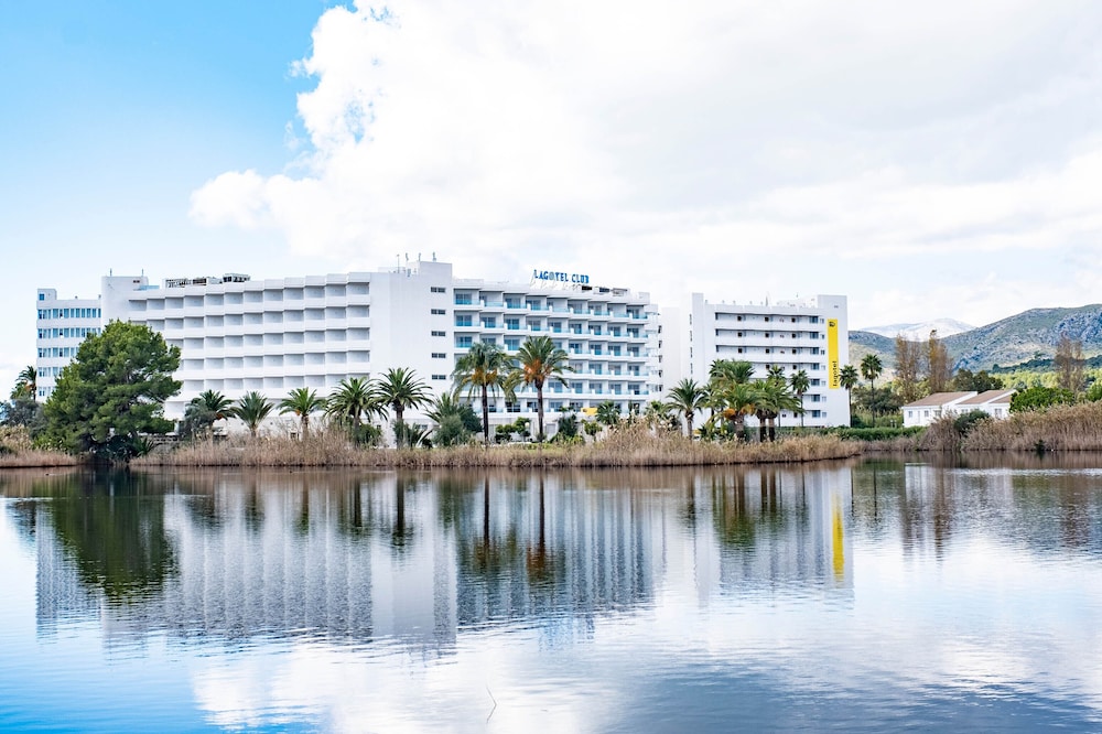 Eix Lagotel Holiday Resort 65/69