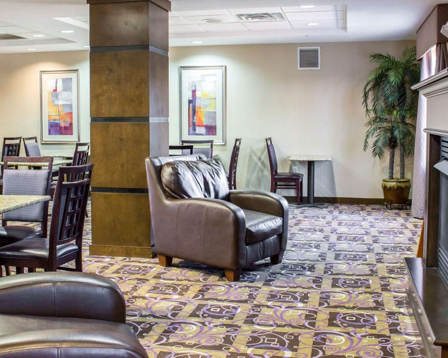 Comfort Suites Sanford, NC 21/54