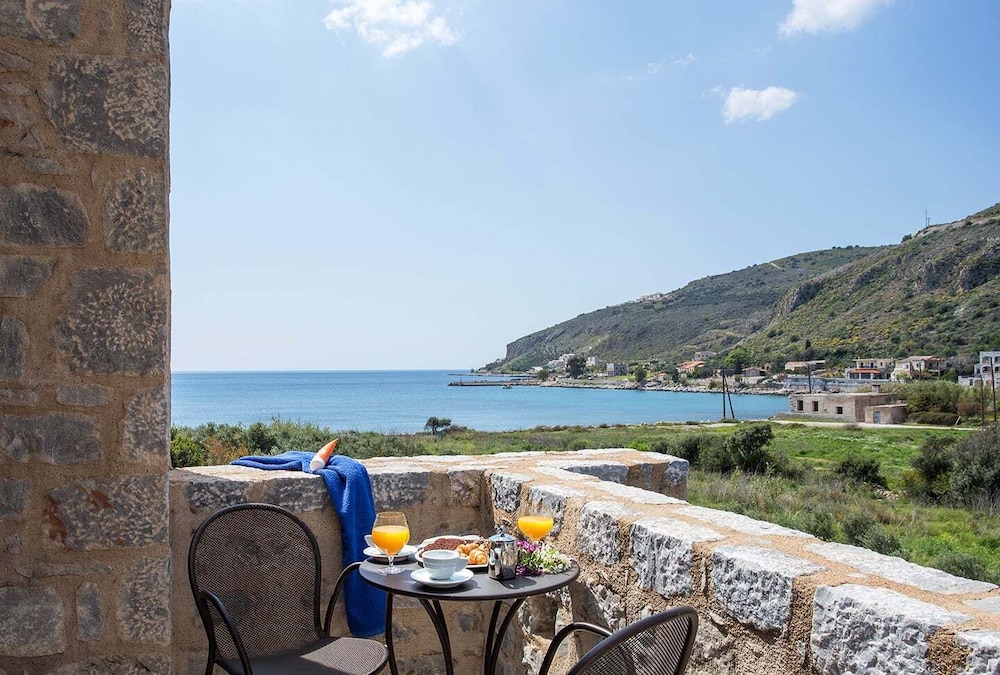 Porto Vitilo Boutique Hotel 44/48