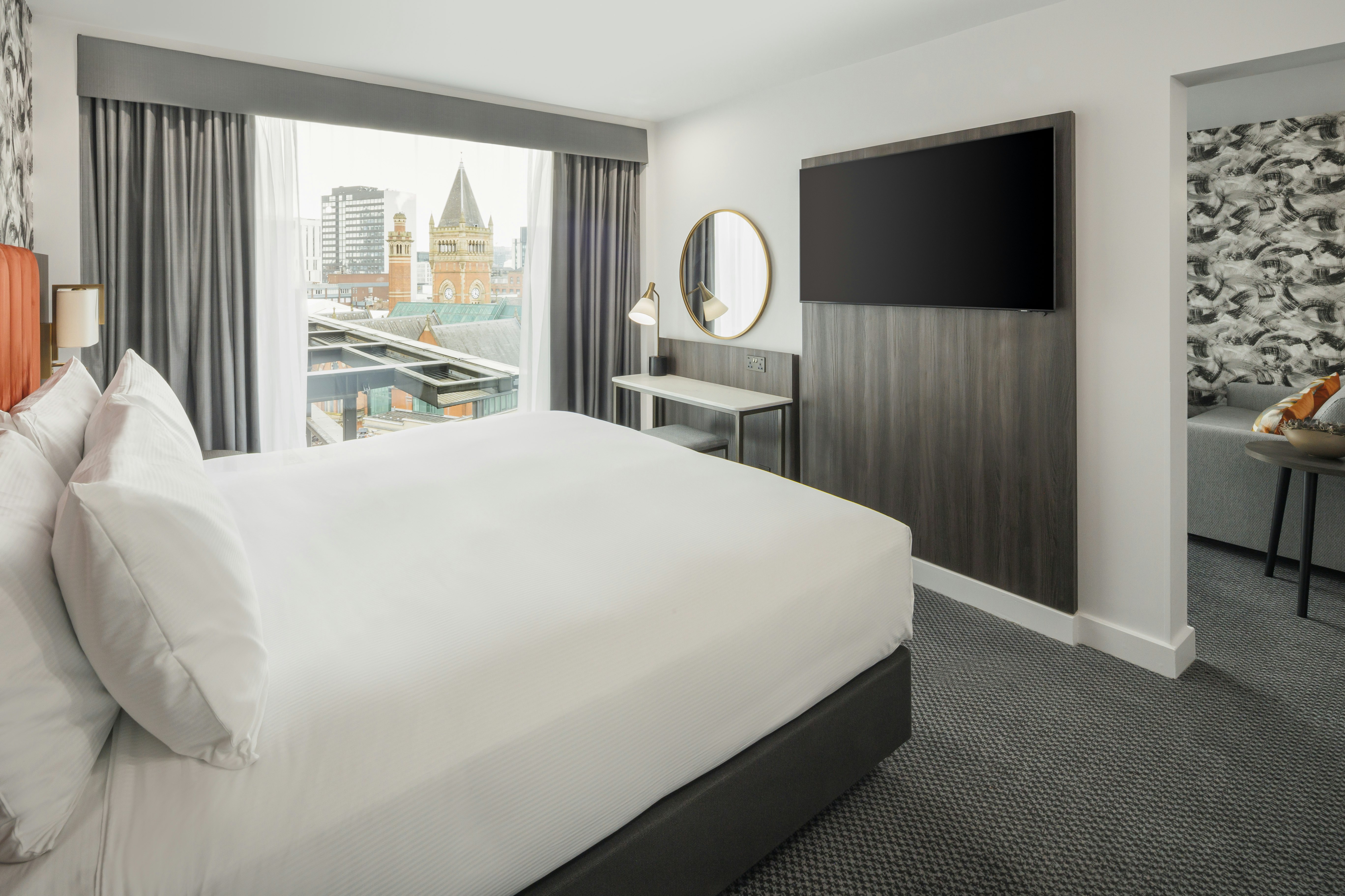 CITY, SUITE, KING BED