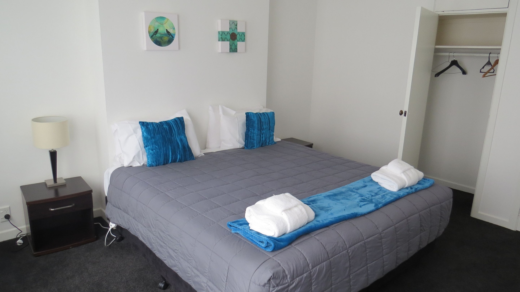3 BEDROOMS, FAMILY, APARTMENT