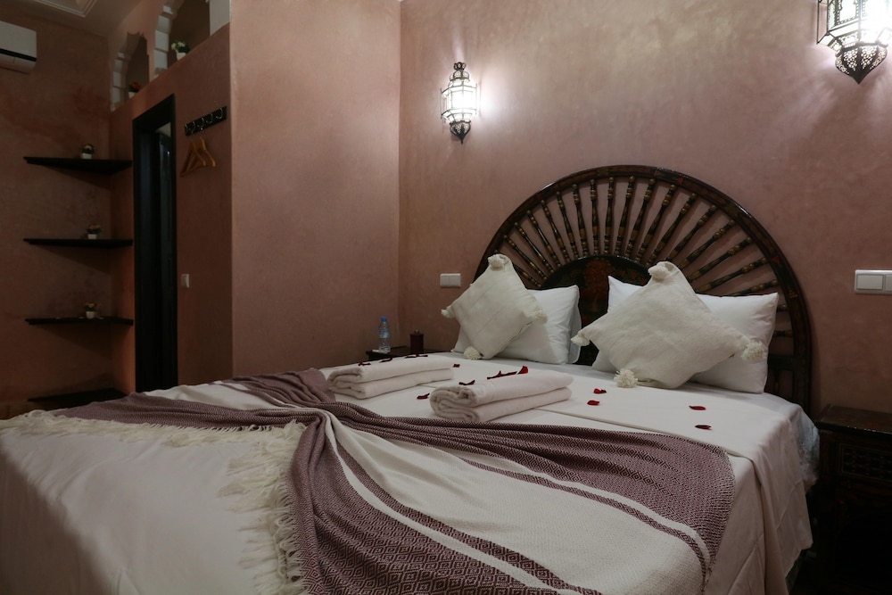 Riad Elite 25/75