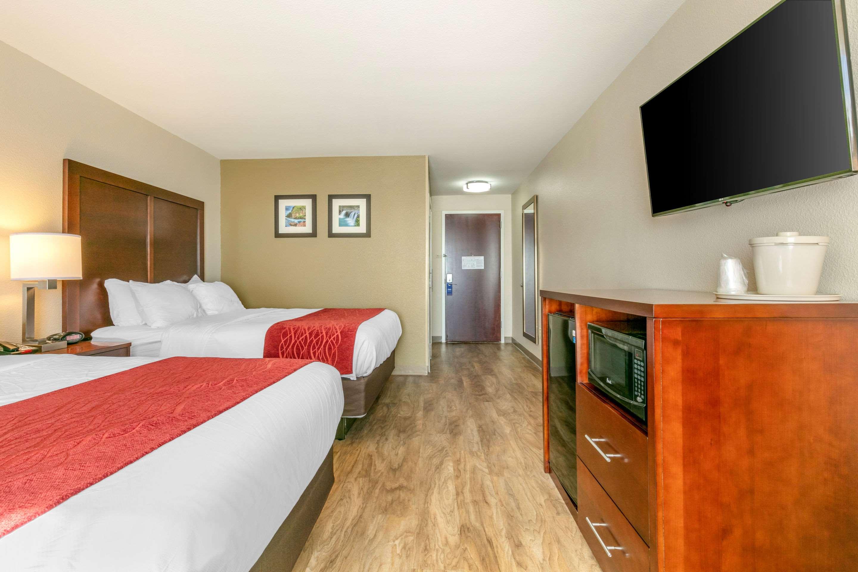 Room, 2 Queen Beds