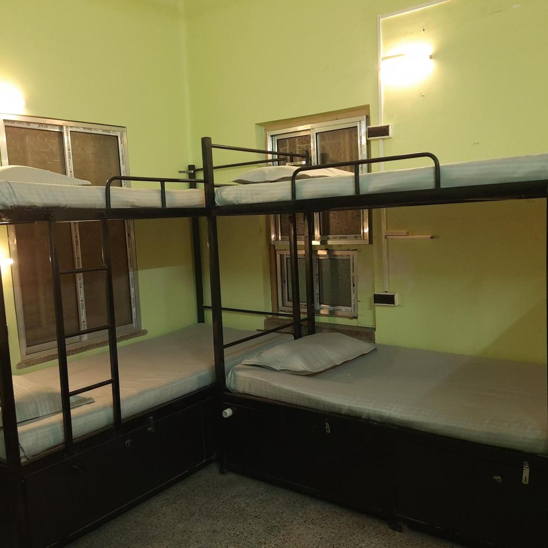 Bubble Beds Hostel 34/54