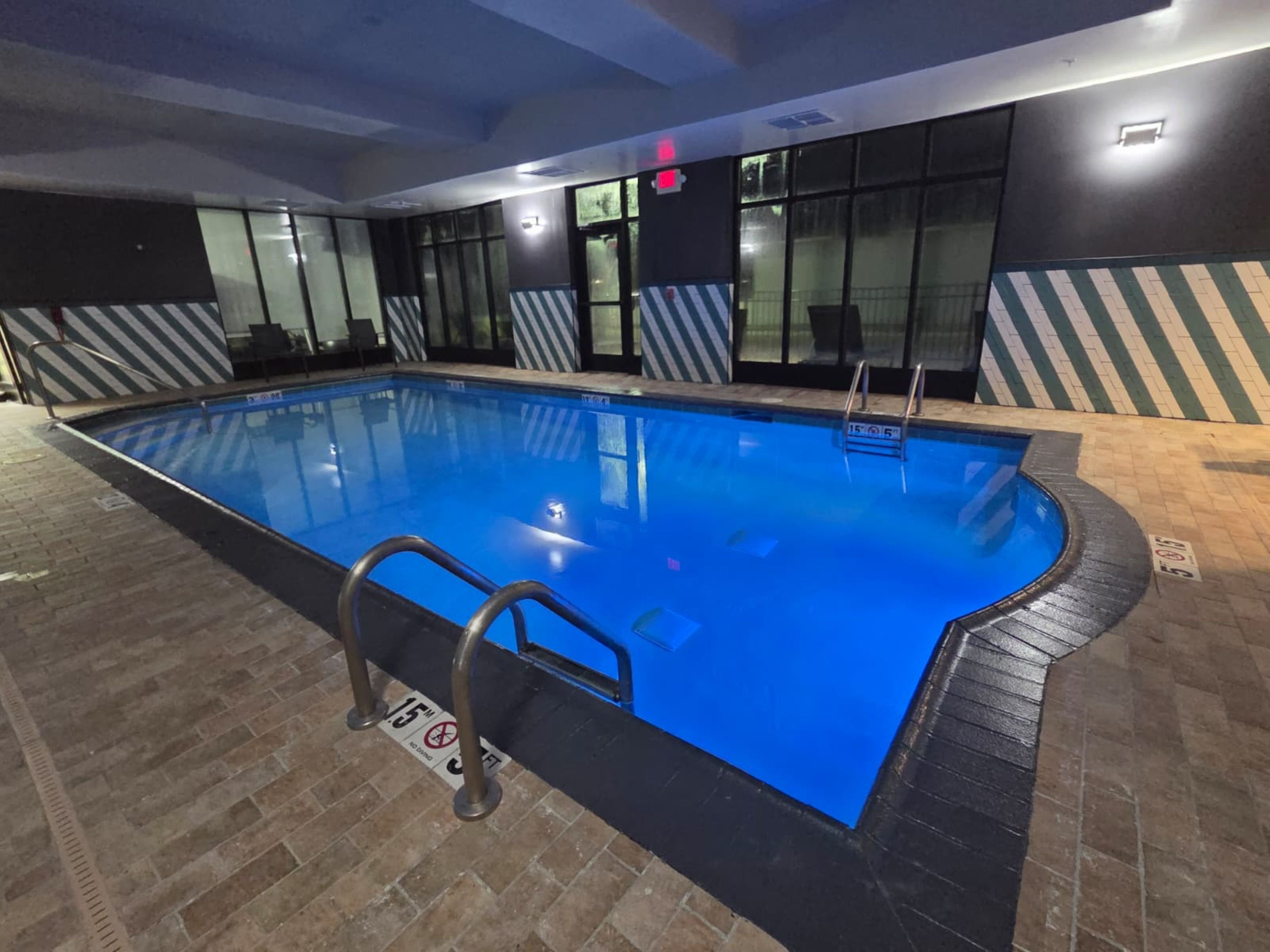 Holiday Inn St. Louis Fairview Heights 44/72