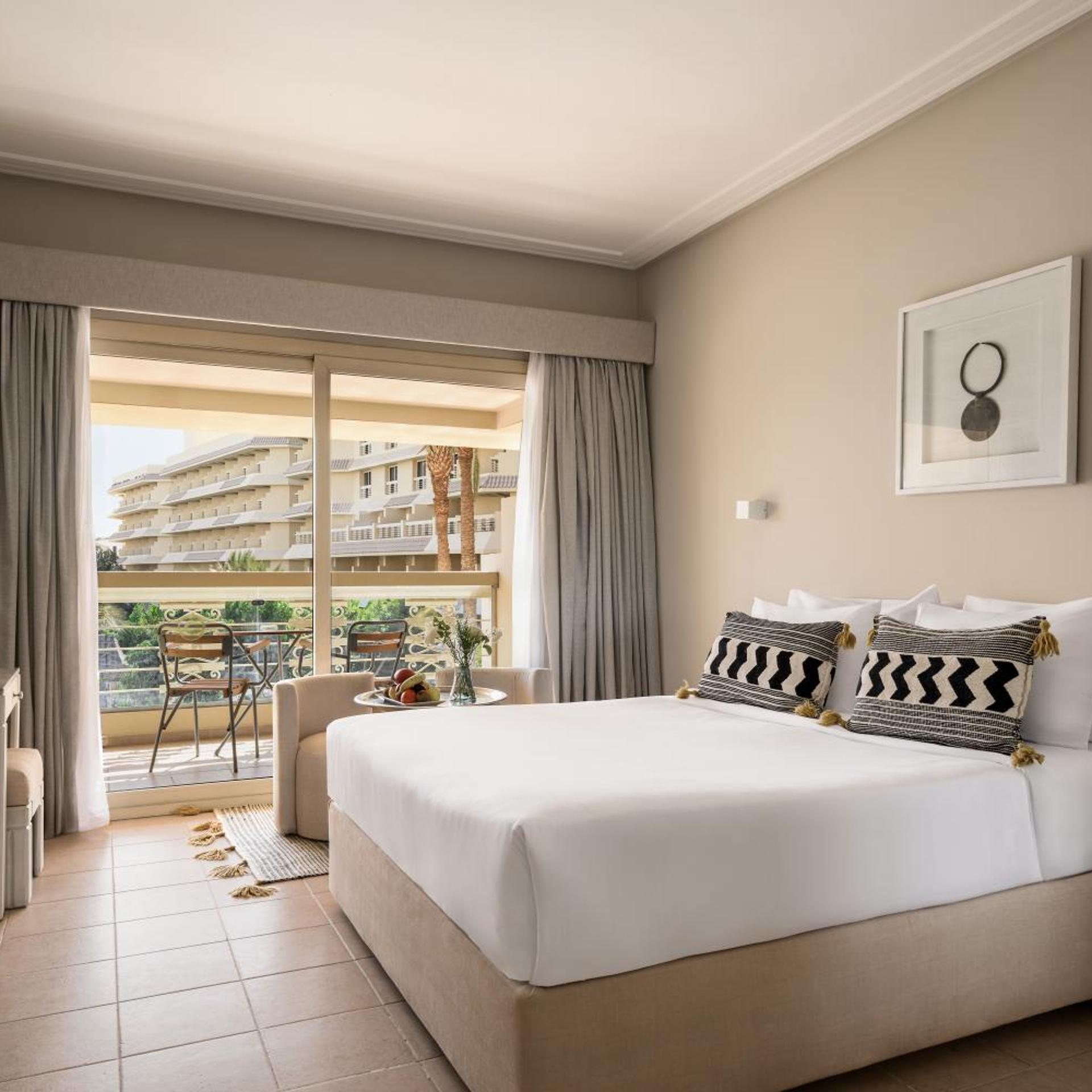 2 Bedrooms, Family Suite, Superior
