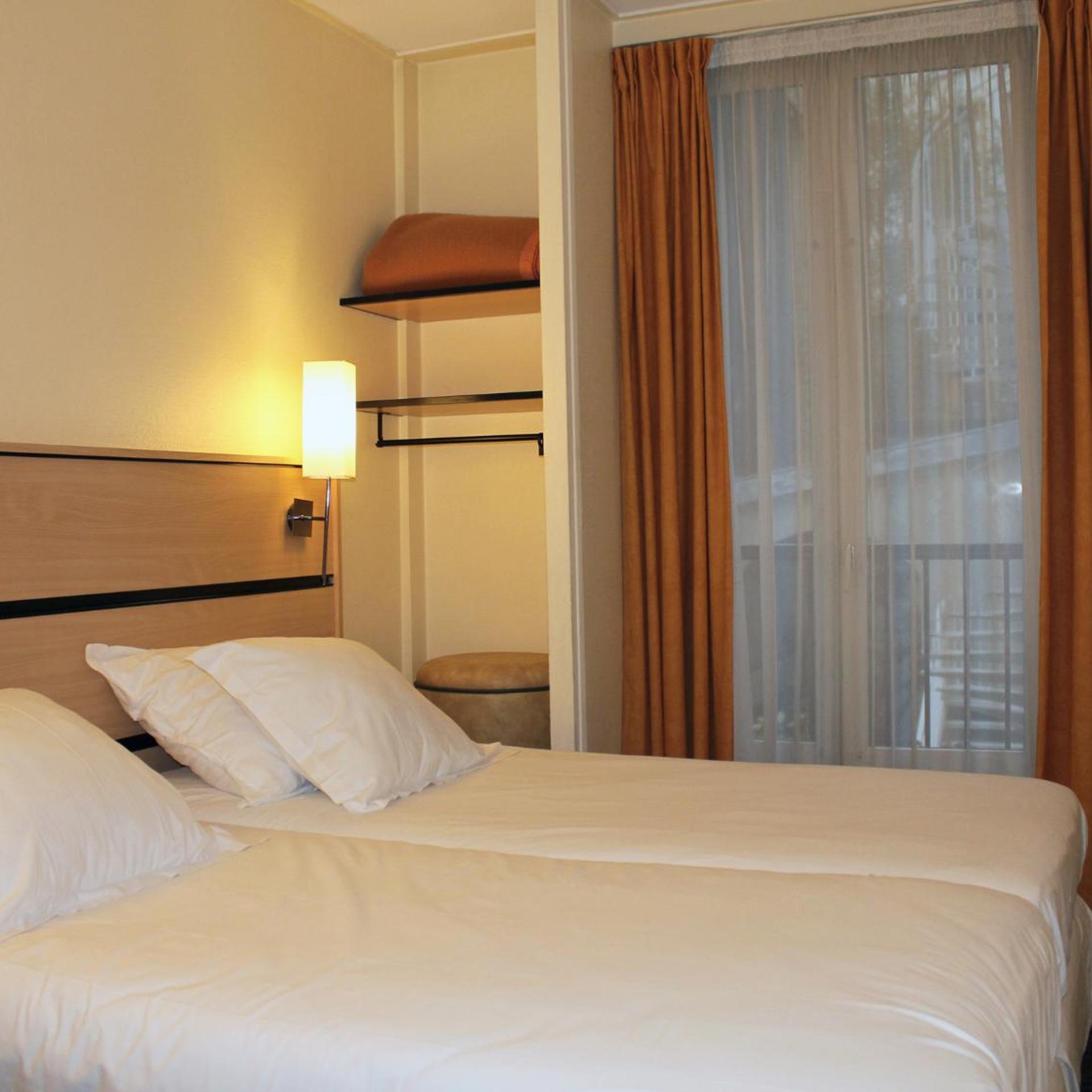 NEW HOTEL SAINT LAZARE 15/45