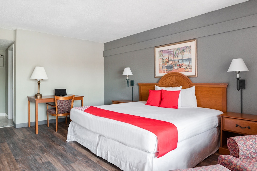 OYO Hotel Mustang Silverspring FL 20/33