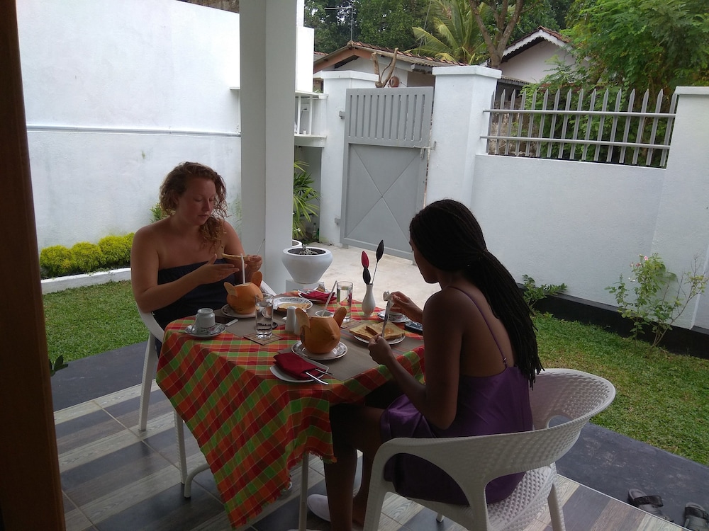 Diva Villa Transit Hotel 16/30