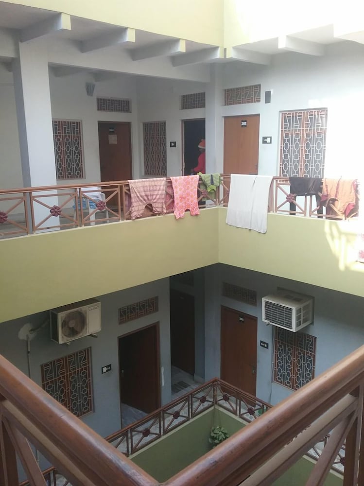 Teerth Guest House 2/64