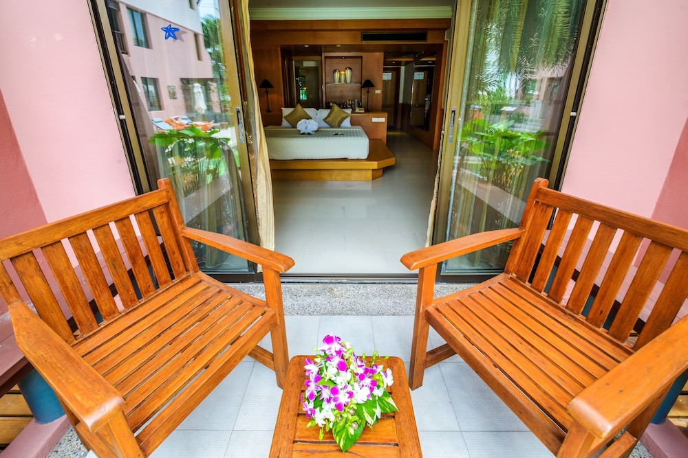 Seaview Patong Hotel 57/69