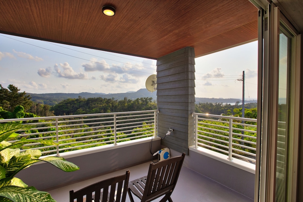 The Poolresort Okinawa 3/50