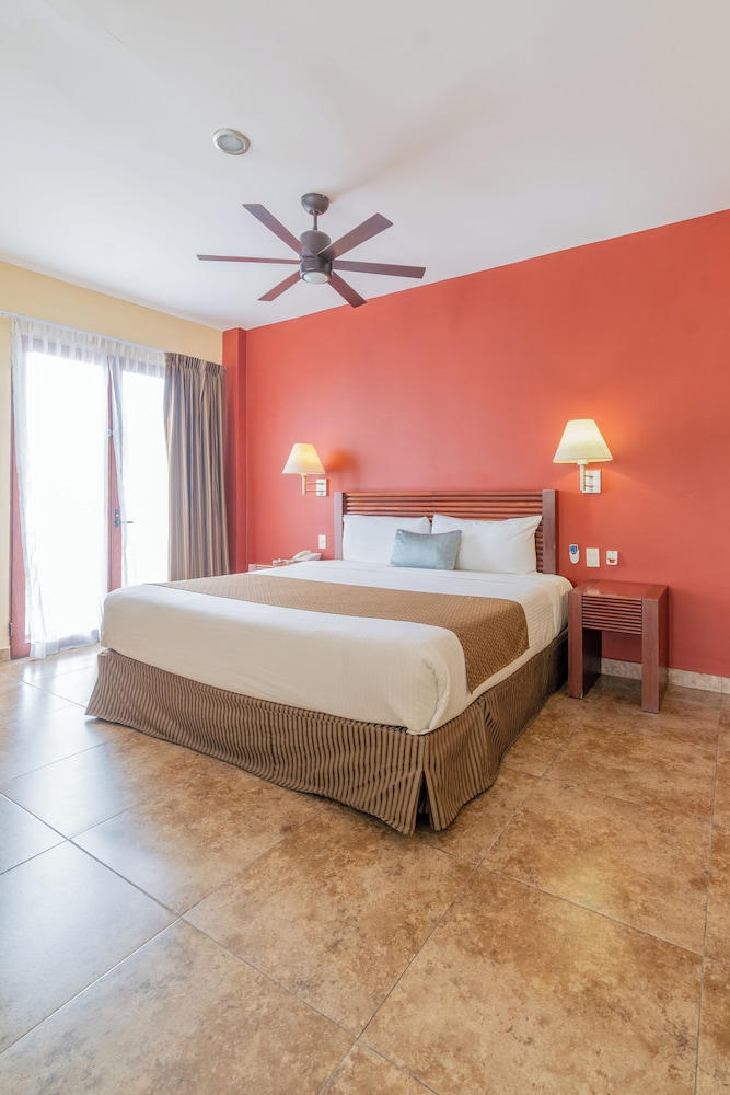Honeymoon, Master, Suite, King Bed