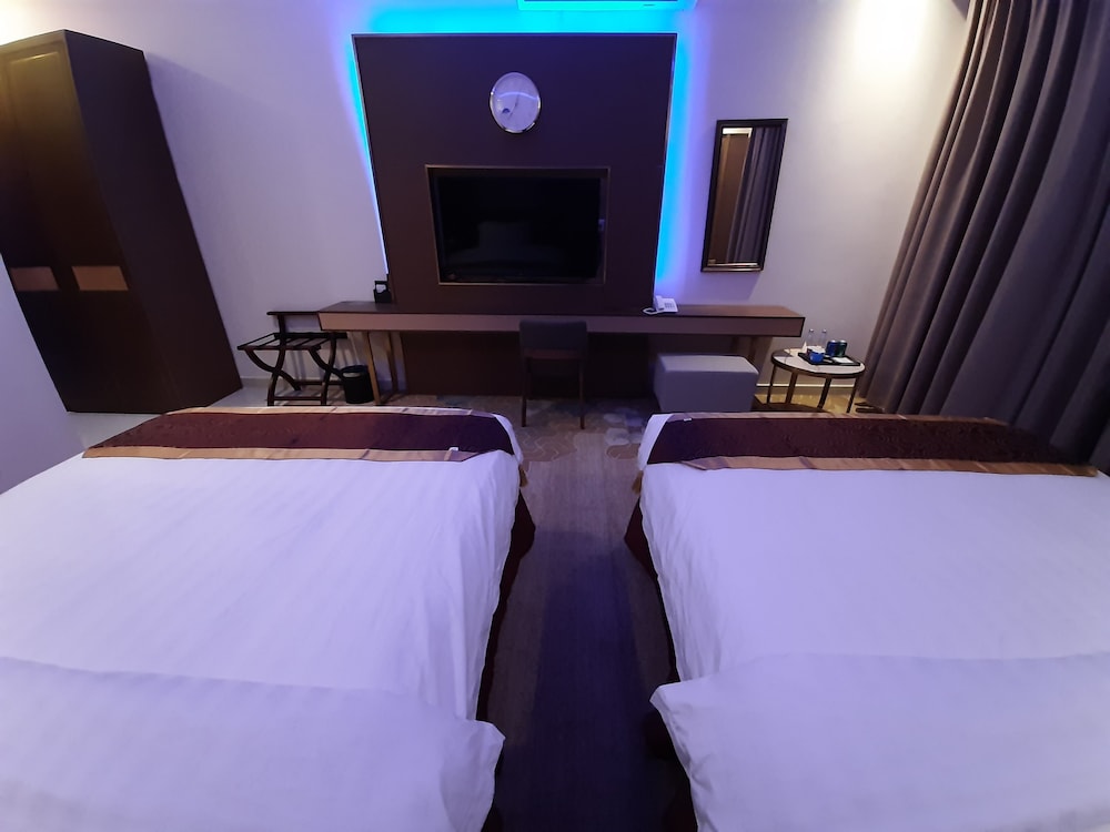 فندق قصر الشمال(Qasr Alshamal Hotel) 15/50