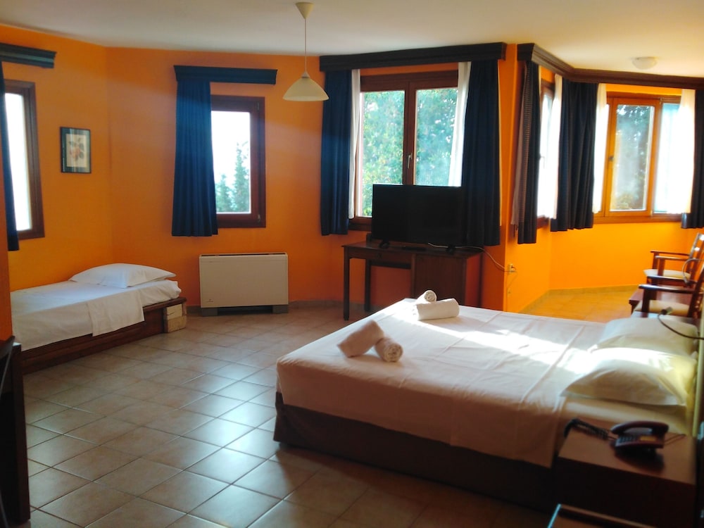 Roxani Country House Resort 8/40