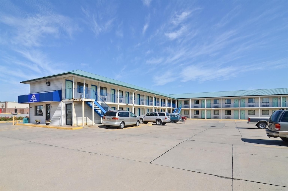 Americas Best Value Inn Lincoln photo5