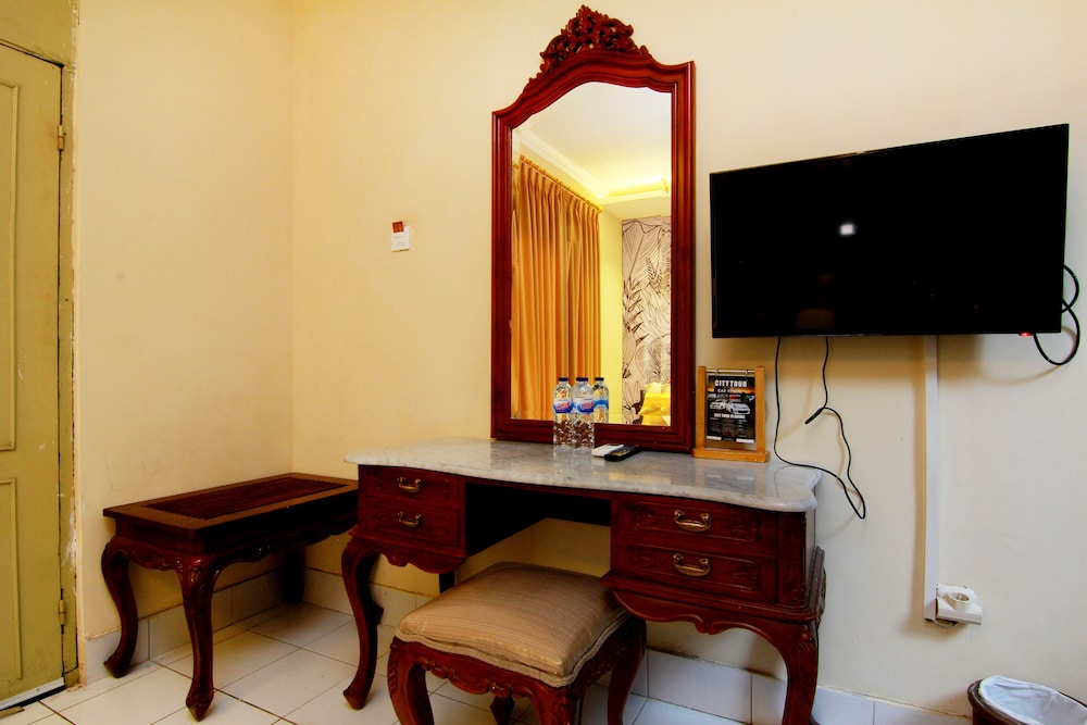 Grand Rosela Yogyakarta Hotel 56/74
