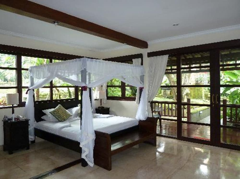 Aniniraka Resort And Spa 24/63