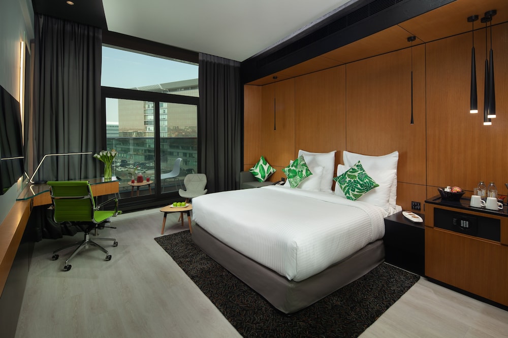 Al Khoory Sky Garden Hotel 5/36