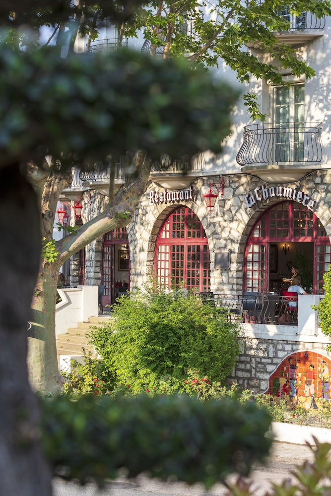 HOTEL LA CHAUMIERE 2/32