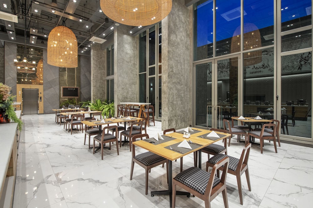 Aisana Hotel Korat 34/50