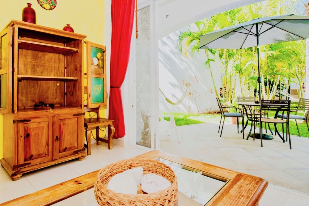 DOLCE VITA CARIBE B&B 11/51