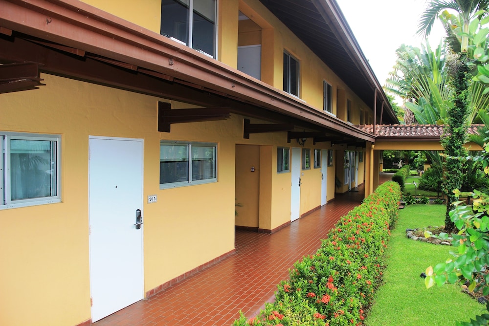 Albrook Inn 8/61
