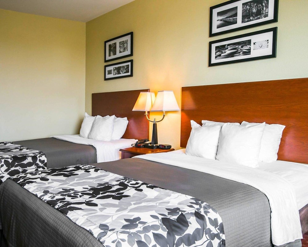 Sleep Inn & Suites New Braunfels TX 17/47