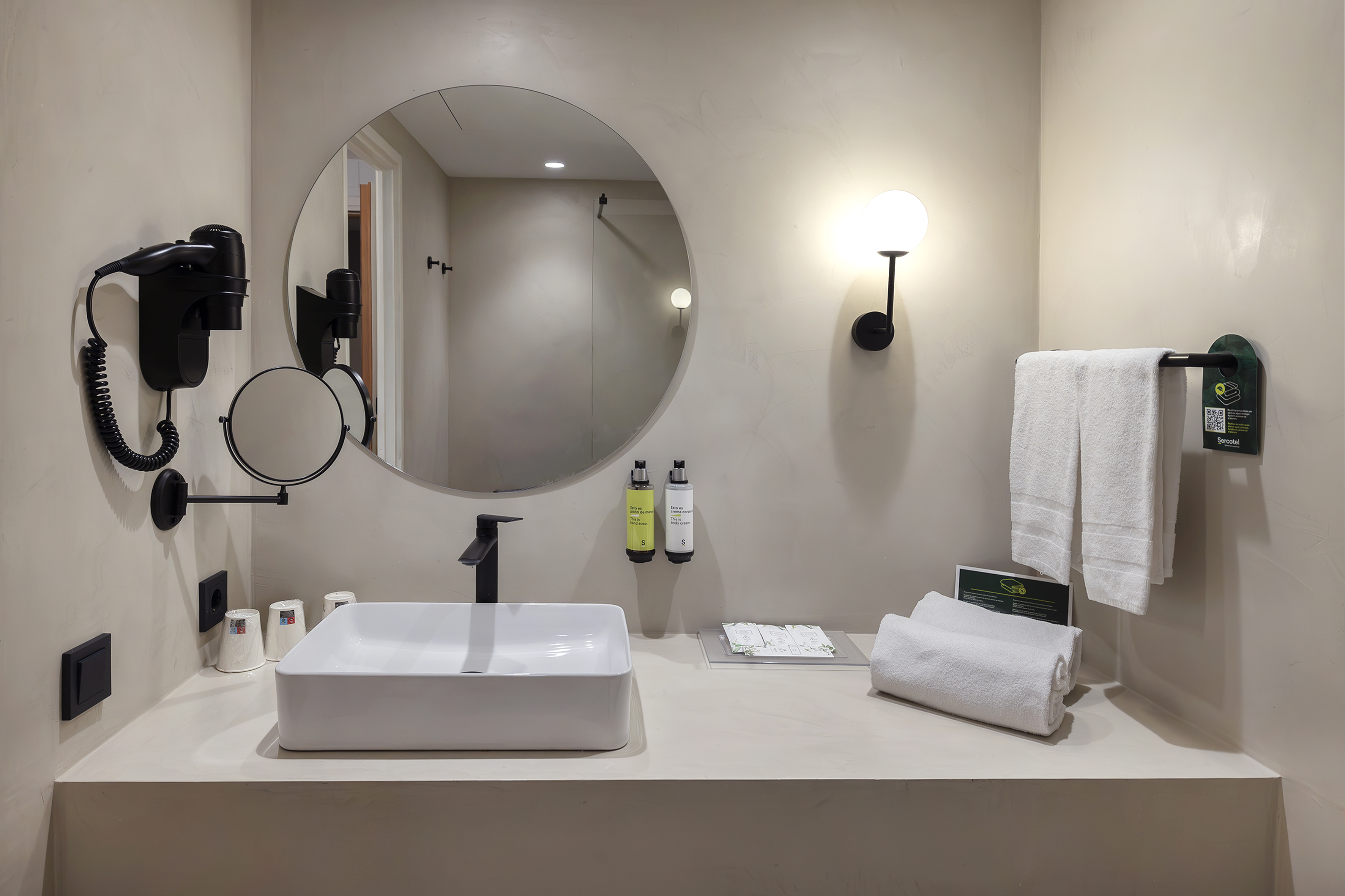 غرفة قياسية ثلاثية، Hotel Sercotel Delfos Andorra 5/5