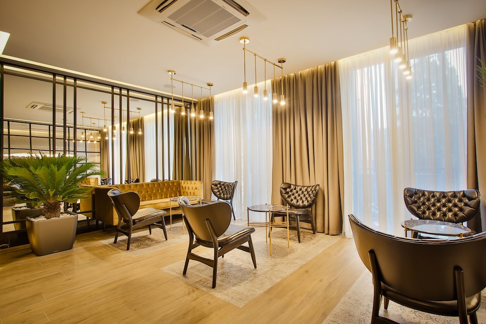 Tuta Hotel 32/50