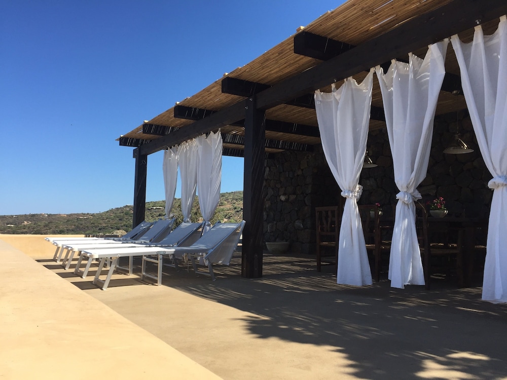 Dammusi Sciuvechi Resort 41/50