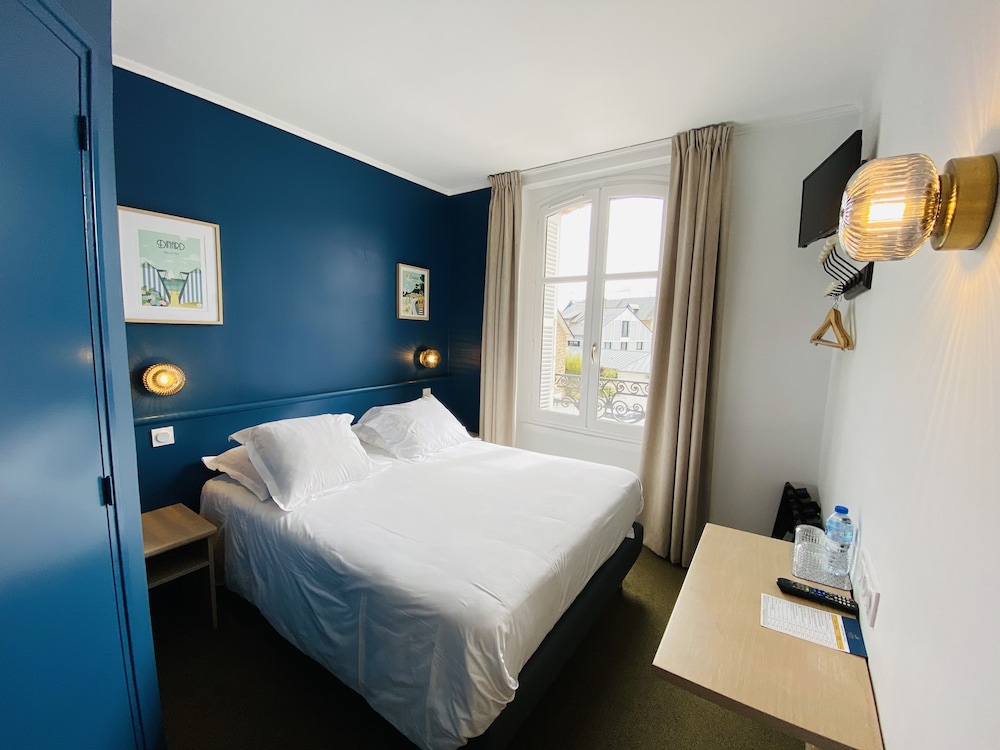 Hotel du Parc des Tourelles 25/50