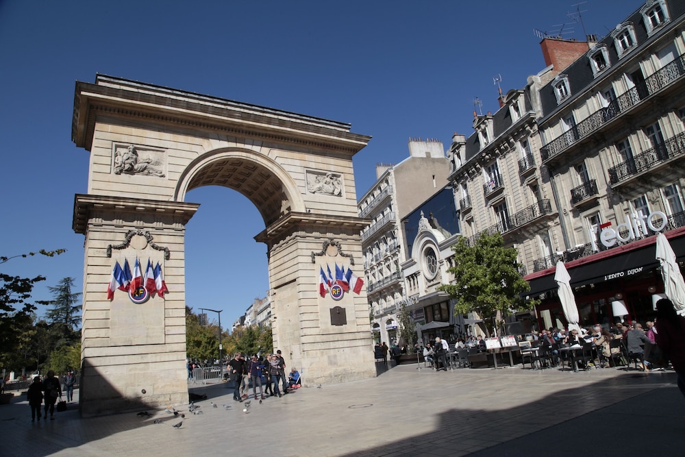 Appart'hotel Odalys City Dijon Centre Les Cordeliers 68/78
